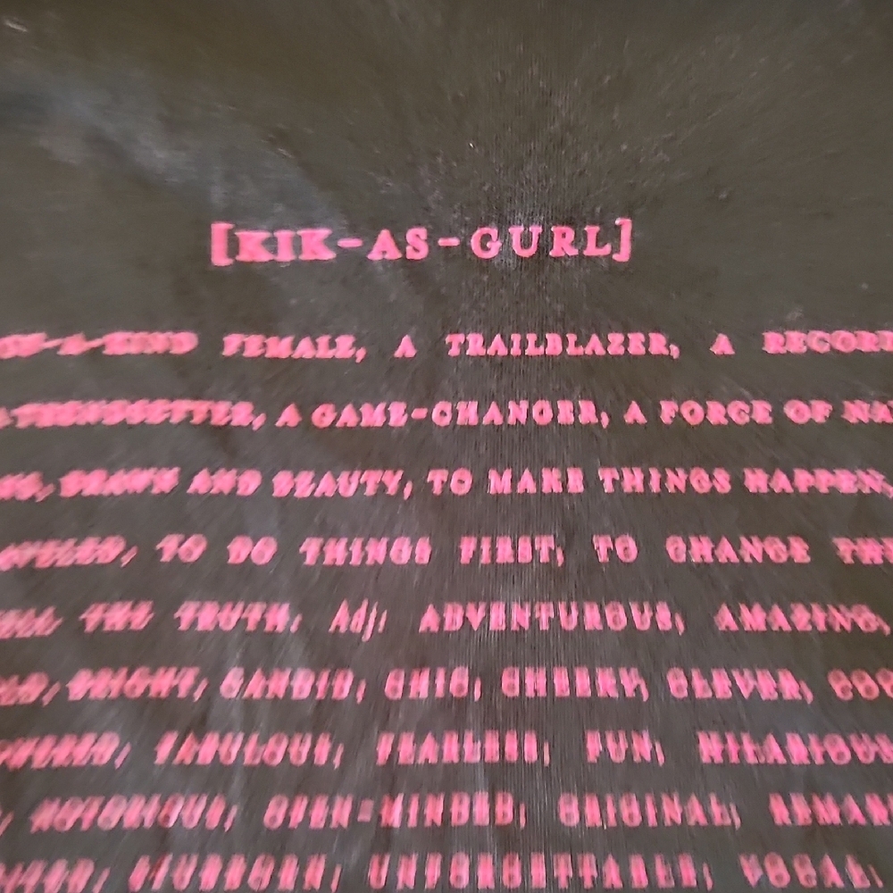 Juicy Couture Black Sleeveless Top with Pink Hashtag Graphic - Picture 7 of 8